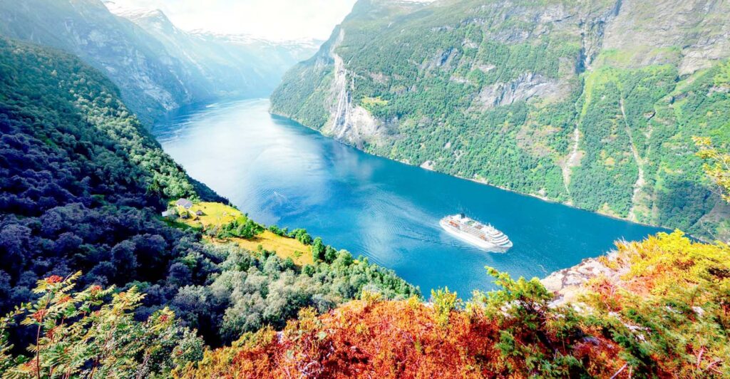 Discover Norway Travel Holidays - European Vision Travels